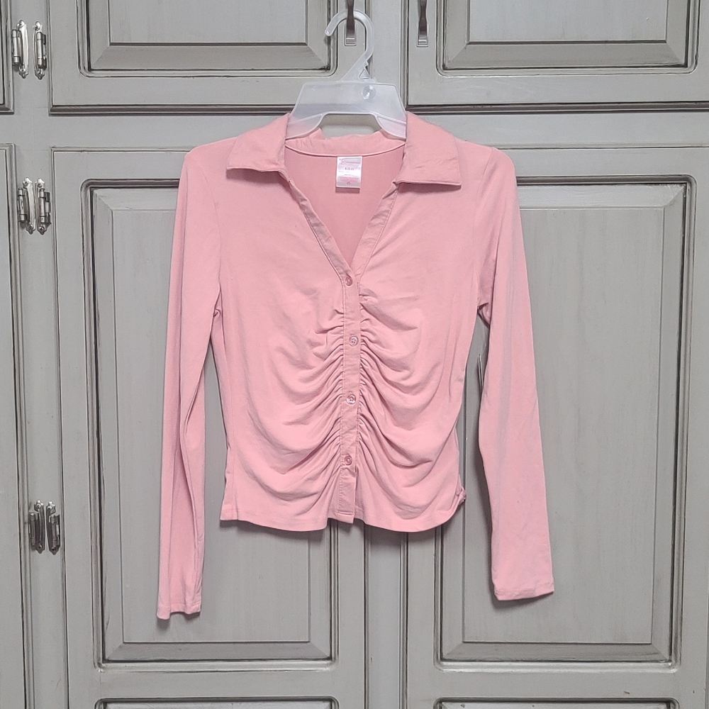 Soft and luxurious gathered pink shirt